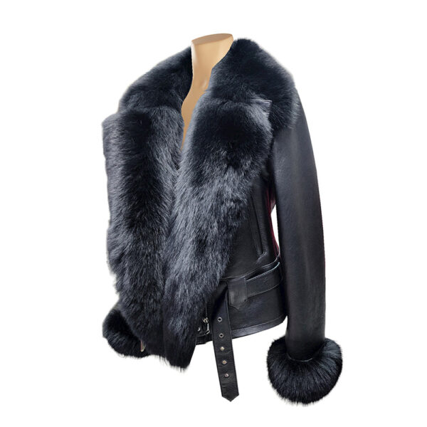 Petra Women’s Shearling Coat With Removable Fox Fur Trim - Image 2