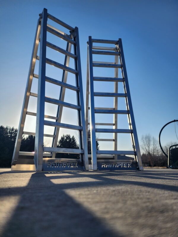 Ramptek 12' aluminum bi-fold UTV ramps - Image 4