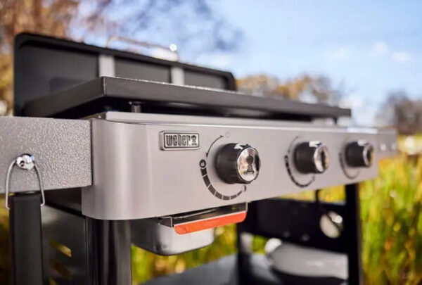 Weber 28″ Griddle Liquid Propane Grill - Image 14